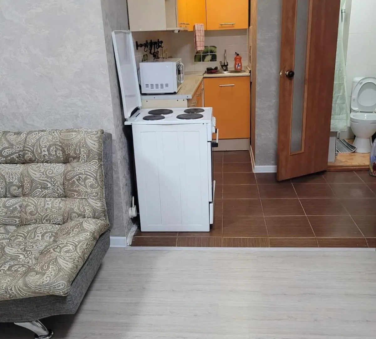 Мини Квартира В Общежитии На Молдагулова-Республики Nur-Sultan  Apartment Nur-Sultan (Astana)